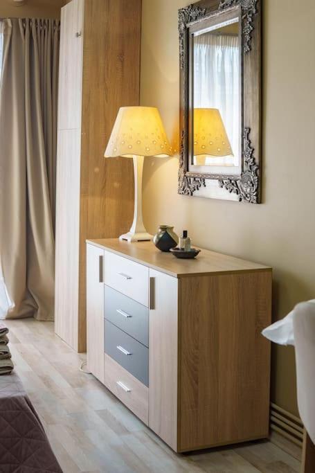 Eleana'S Art Studio Apartment Thessaloníki Luaran gambar